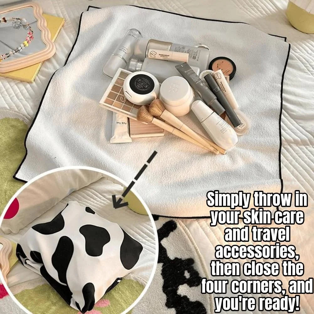 Cute Pet Grooming Wrap Cloth β Multi-Functional Velcro Cat Wrap & Travel Cosmetic Organizer