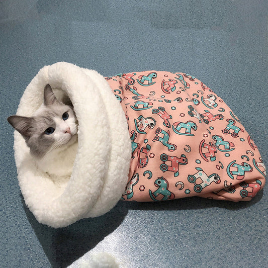Cozy Cat Sleeping Bag Bed – Ultra-Soft, Enclosed Nest for Cats & Kittens (3 Colors Available)
